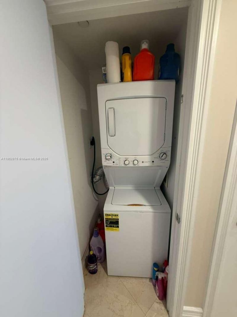 1800 S Ocean Dr, Unit 1909, Hallandale Beach, FL 33009 Photo