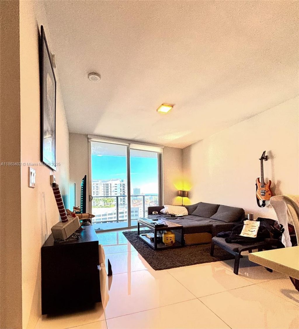 1010 SW 2 Ave, Unit 1110, Miami, FL 33130 Photo