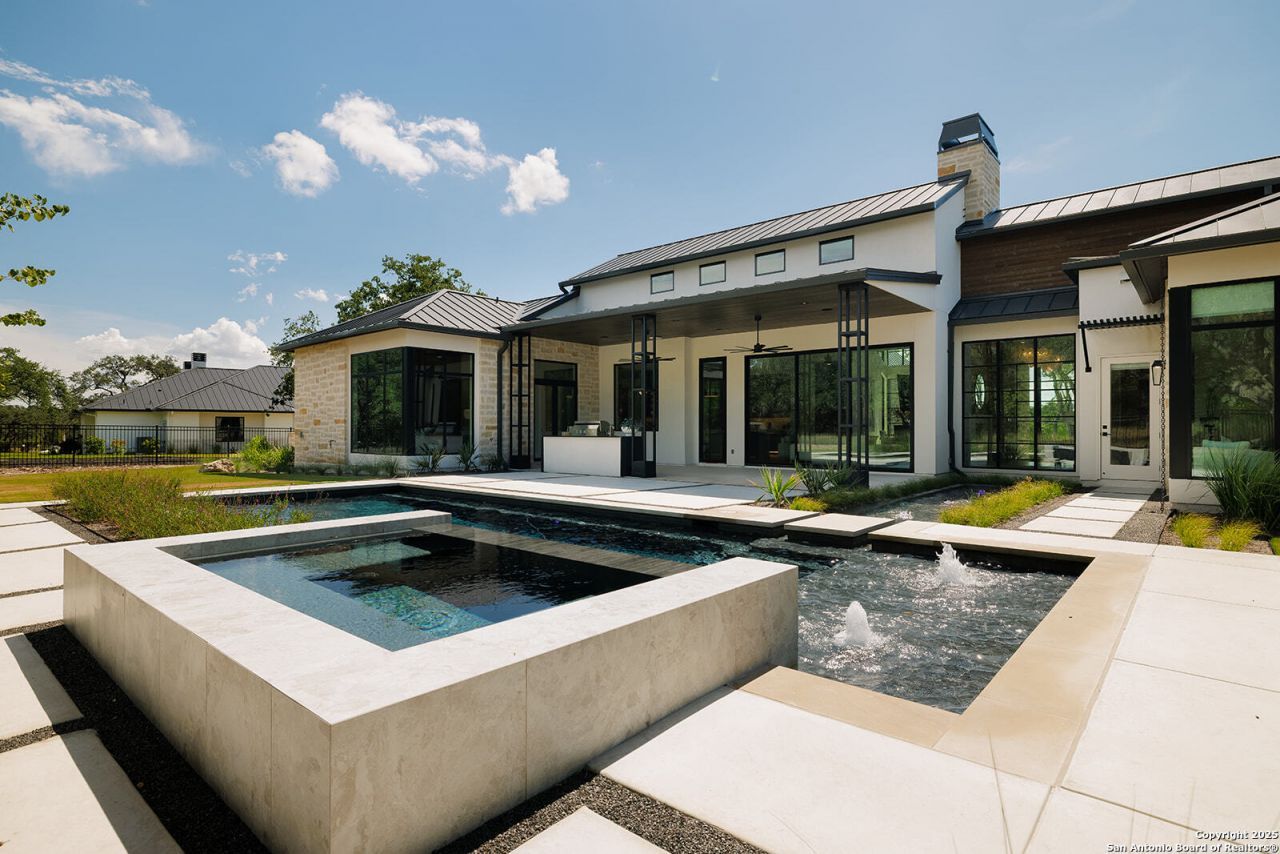 204 Easy Money, Boerne, TX 78006 Main Photo