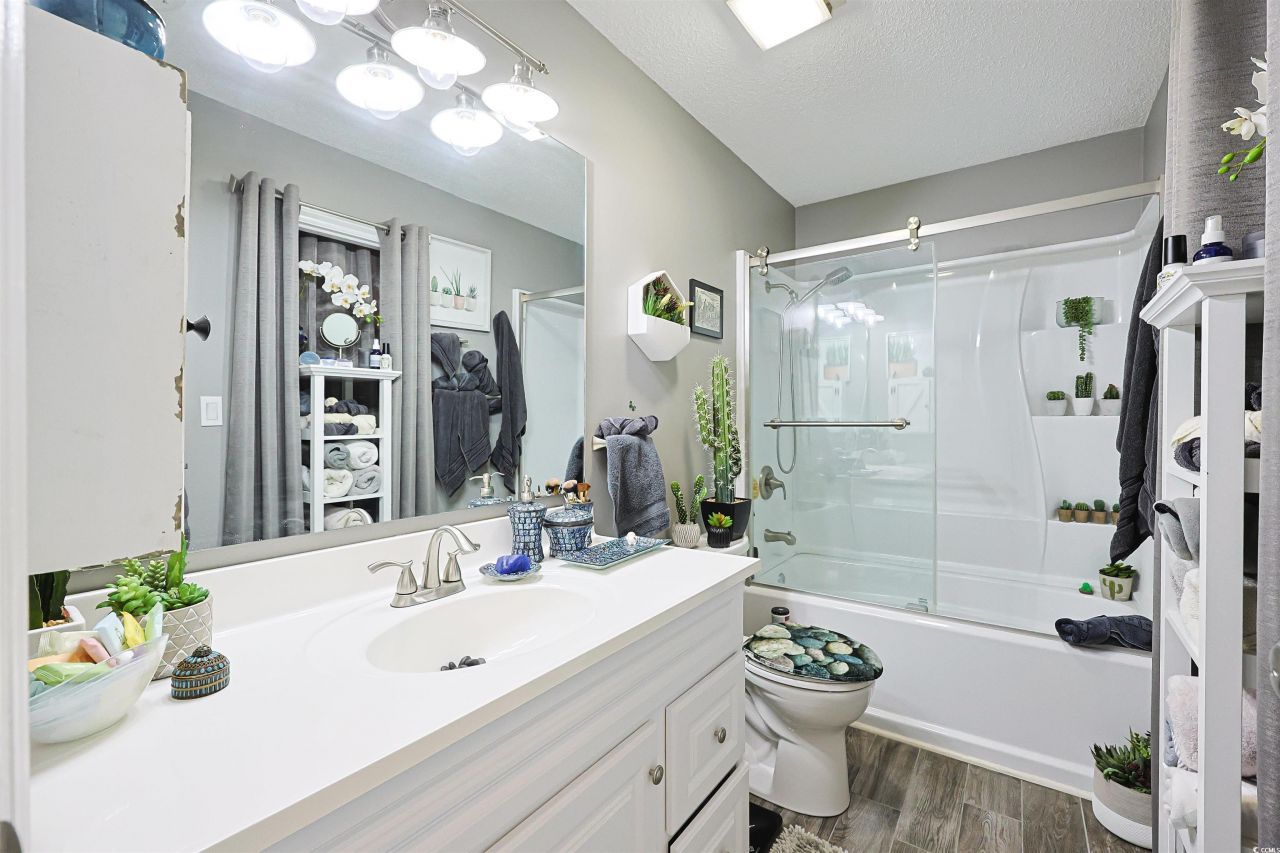 3700 Golf Colony Lane Photo 17