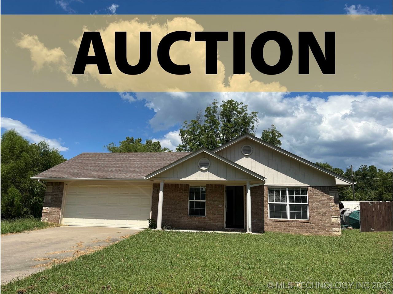 616 W Hickory Avenue, Fort Gibson, OK 74434 Main Photo