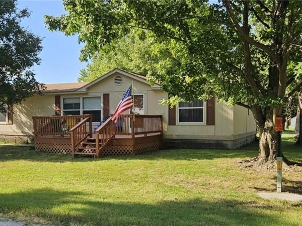 103 W Willow Street, Weir, KS 66781