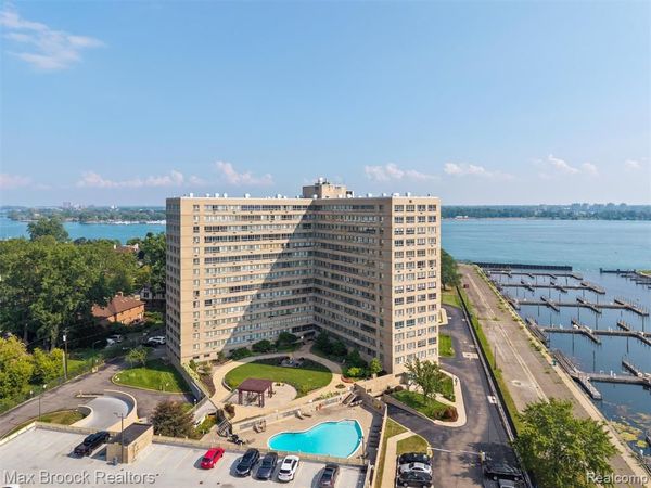 8900 E Jefferson Avenue Avenue, Detroit, MI 48214
