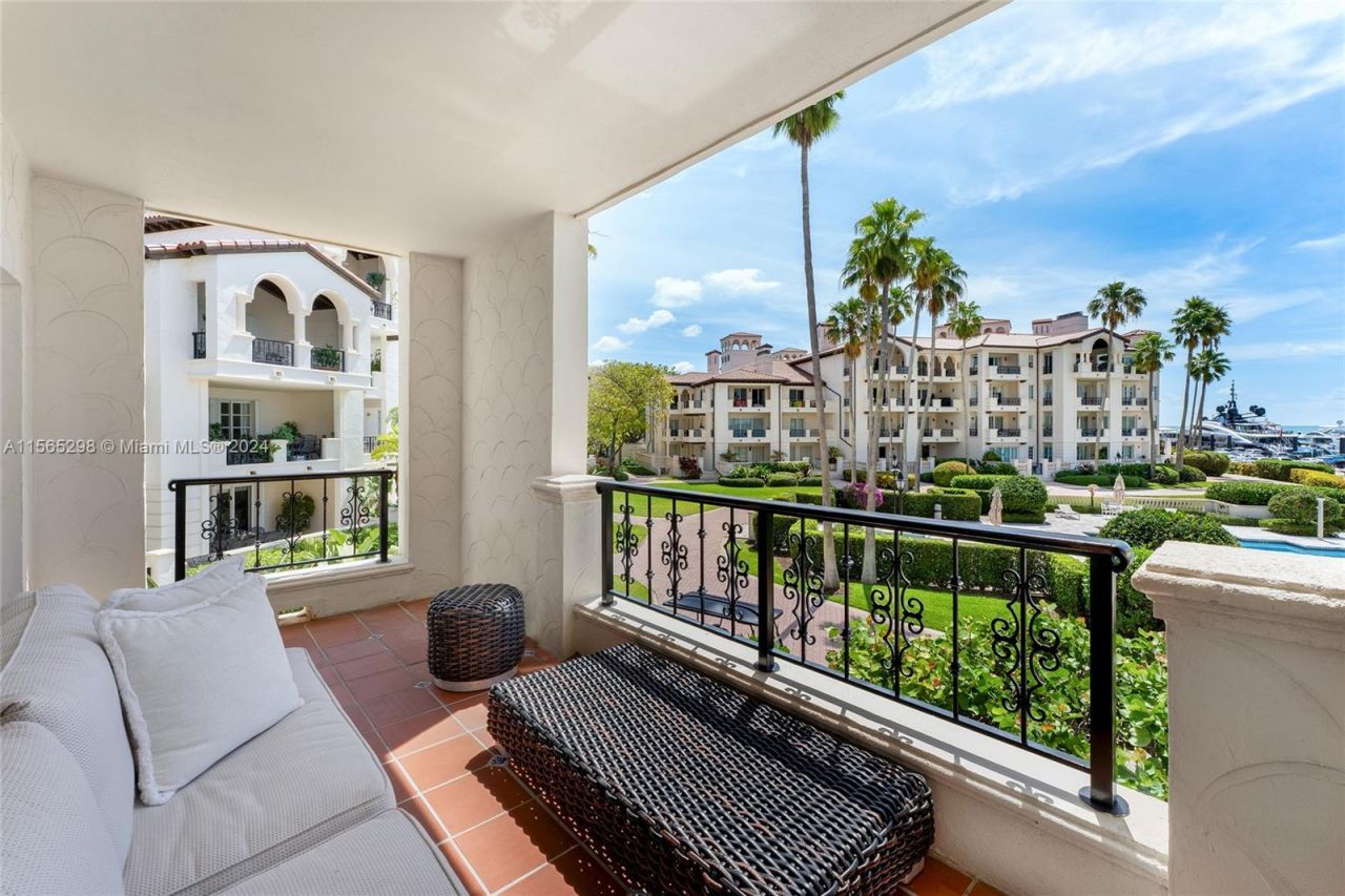 2221 Fisher Island Dr, Unit 3201, Miami Beach, FL 33109 Photo