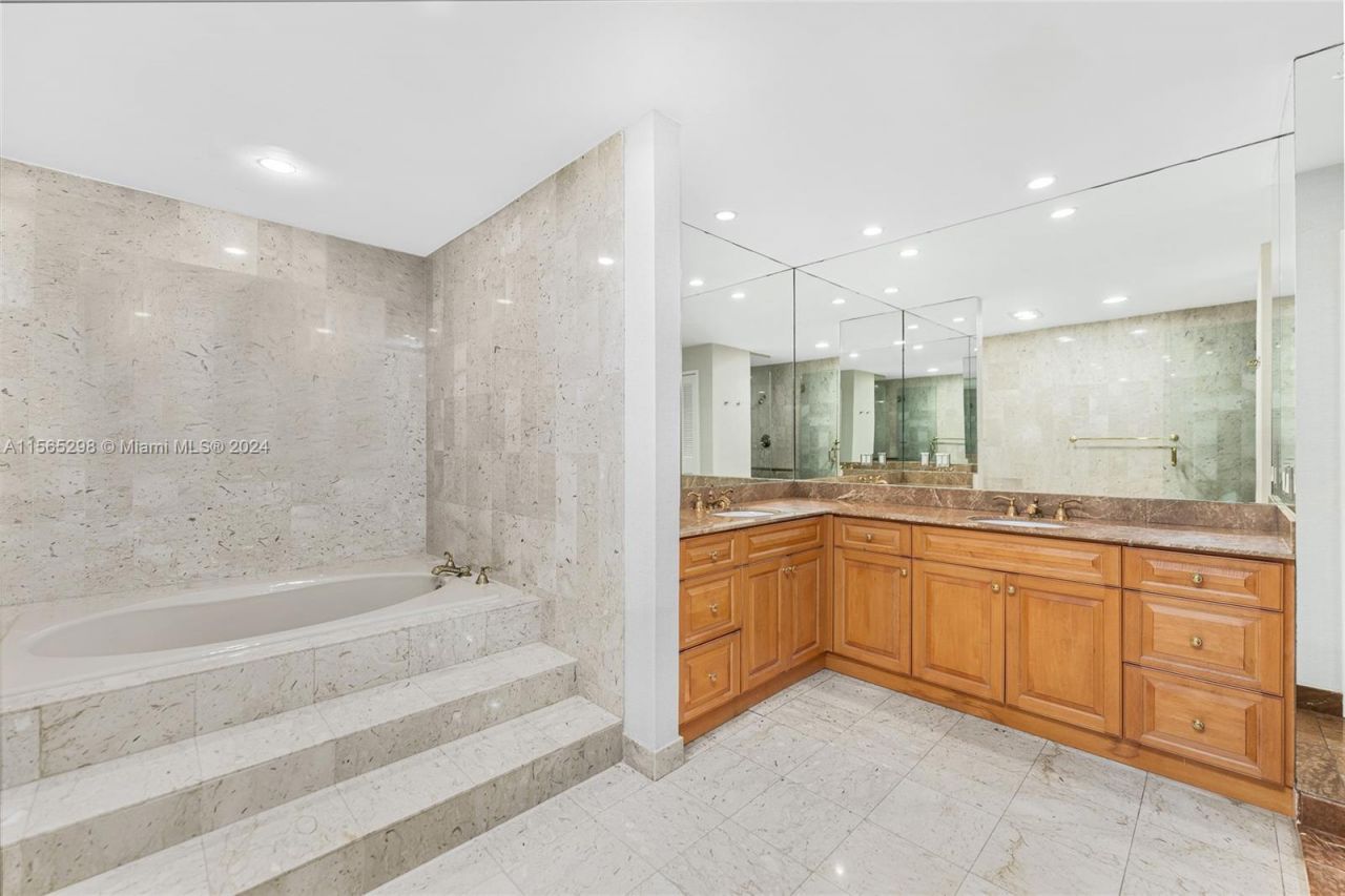2221 Fisher Island Dr, Unit 3201, Miami Beach, FL 33109 Photo