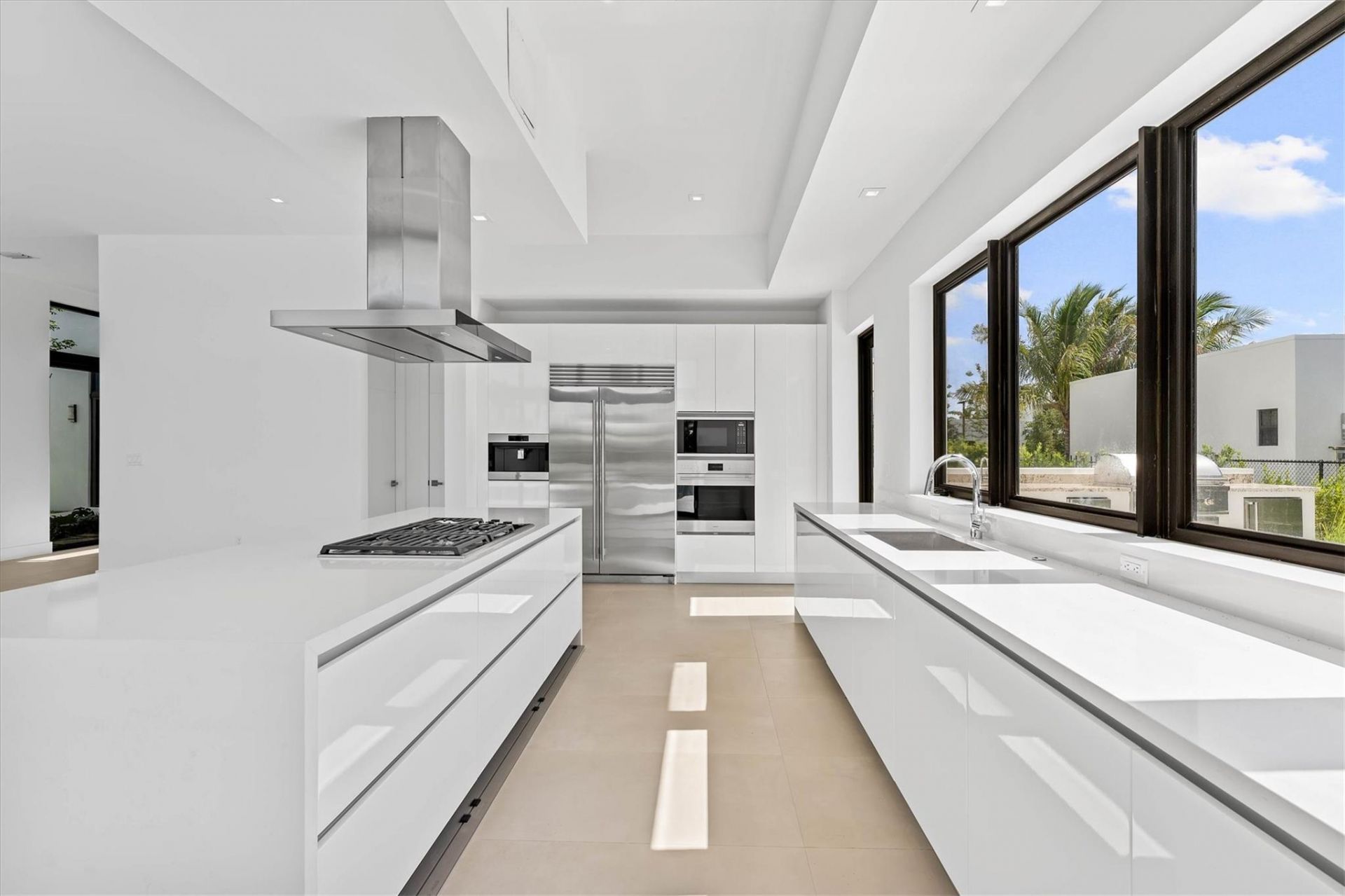 16722 S Botaniko Drive, Weston, FL 33326 Photo