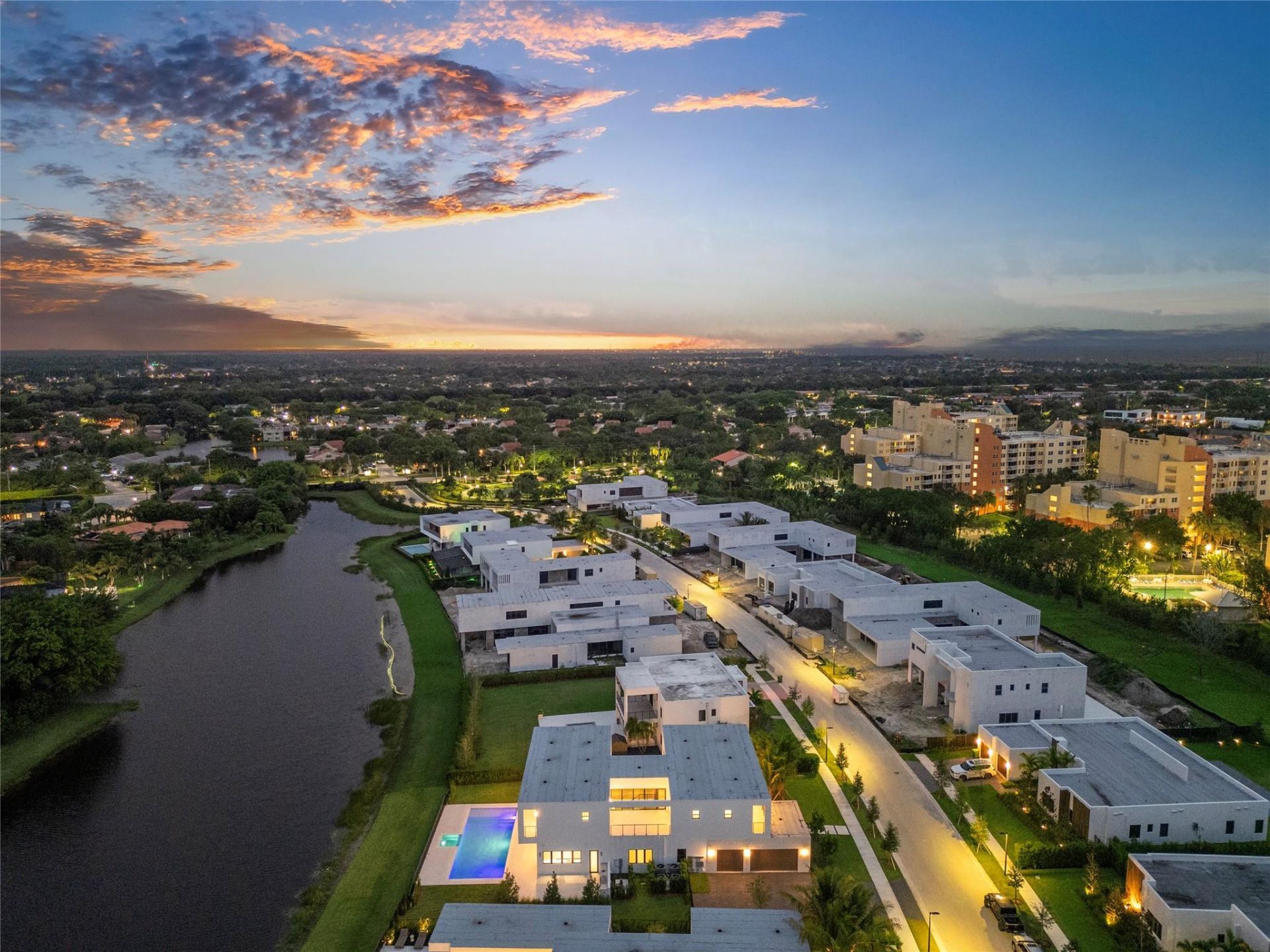 16722 S Botaniko Drive, Weston, FL 33326 Photo