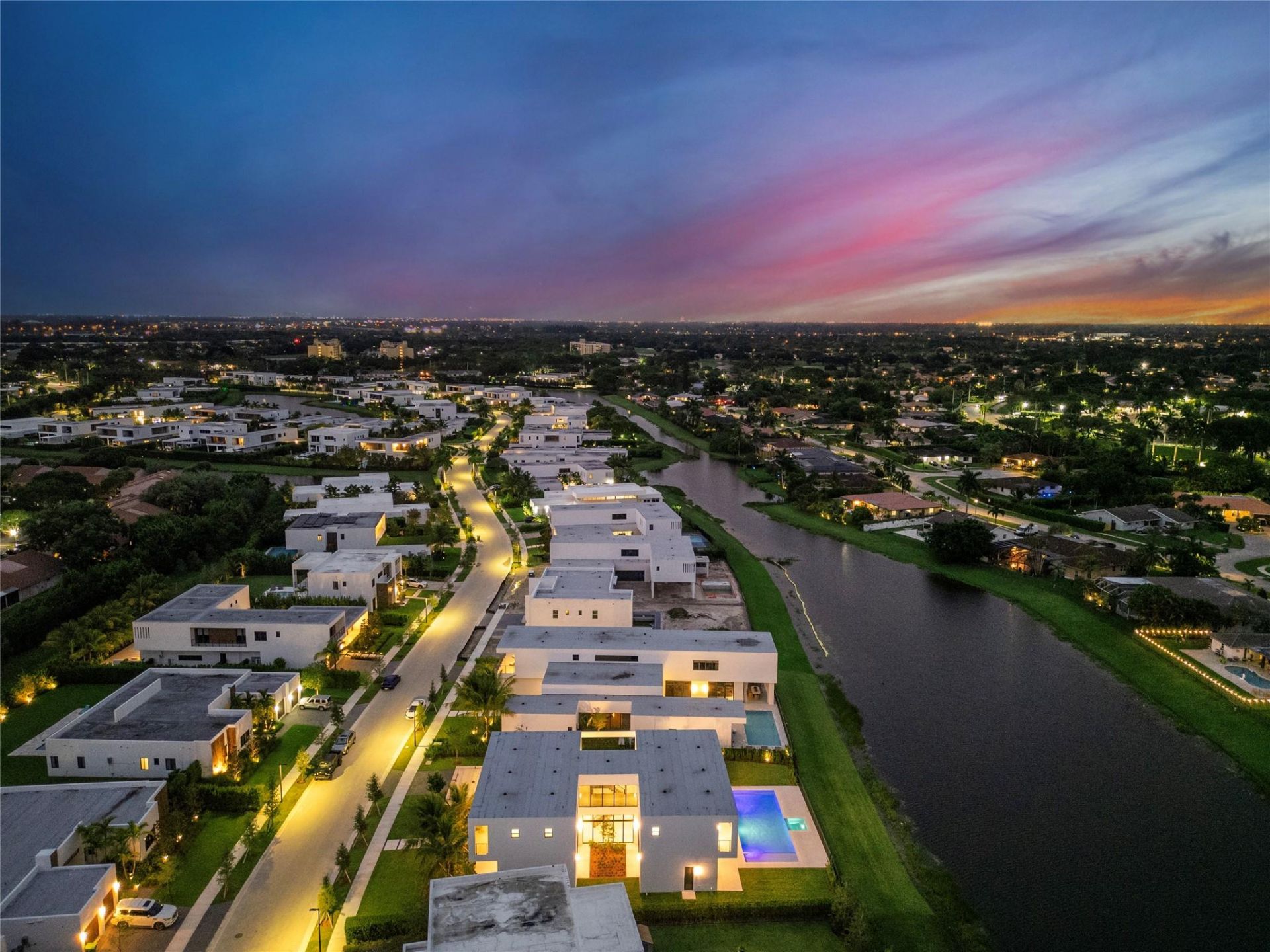 16722 S Botaniko Drive, Weston, FL 33326 Photo