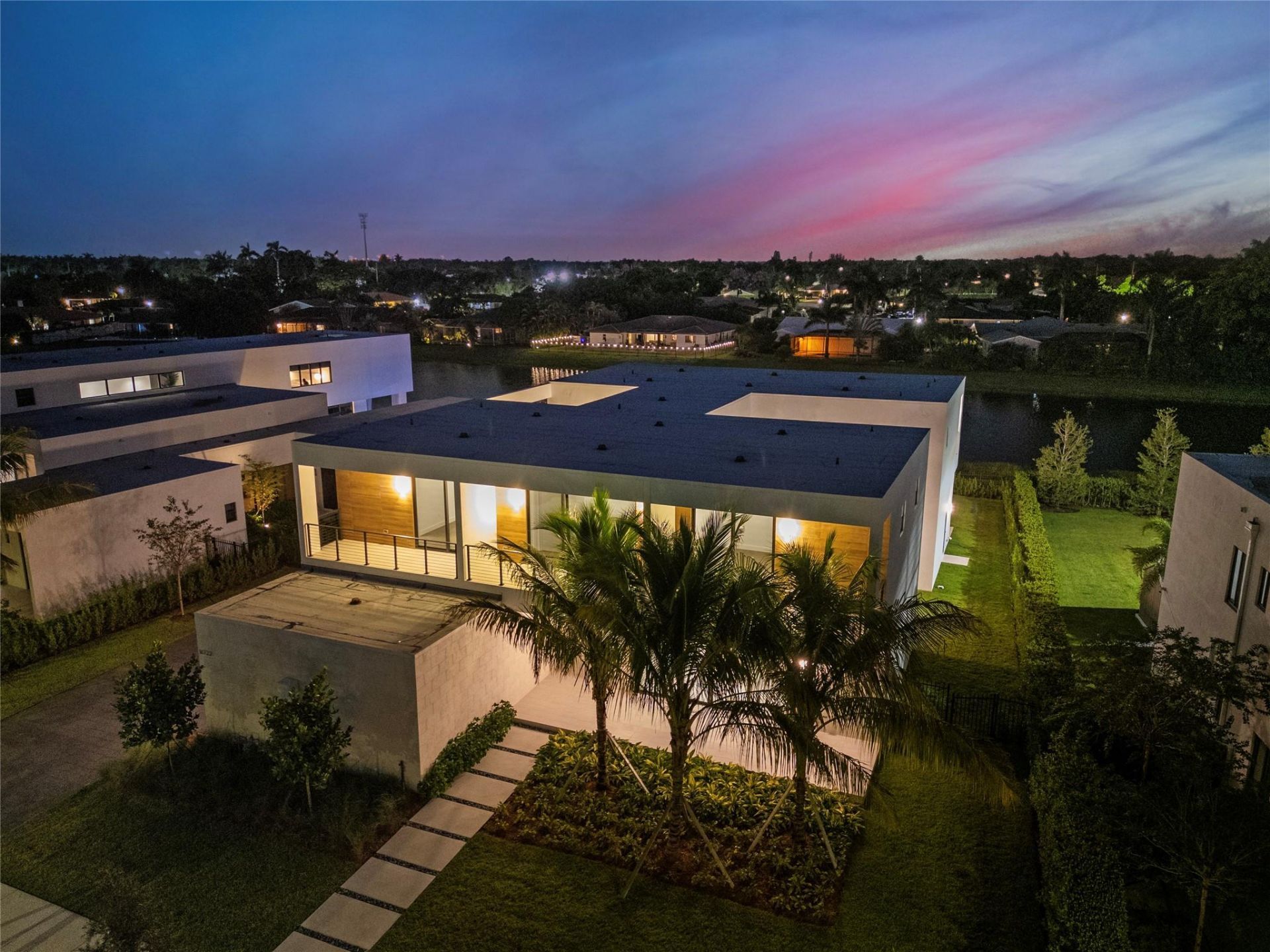 16722 S Botaniko Drive, Weston, FL 33326 Photo