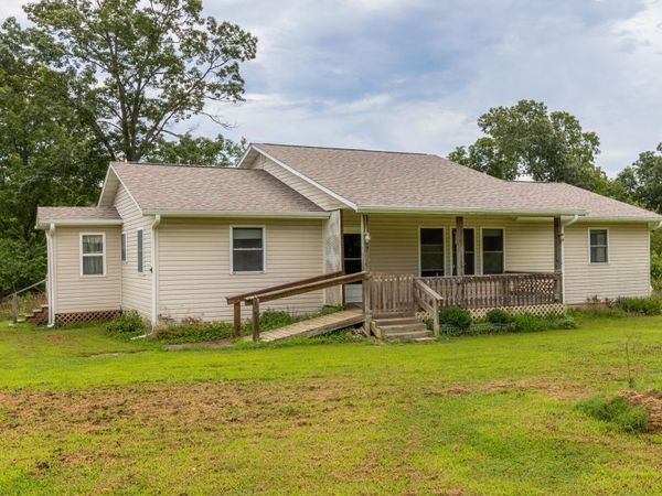 5747 Co Rd 3850, Peace Valley, MO 65788
