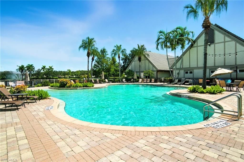 11242 Five Oaks Ln, Naples, FL 34120 Photo