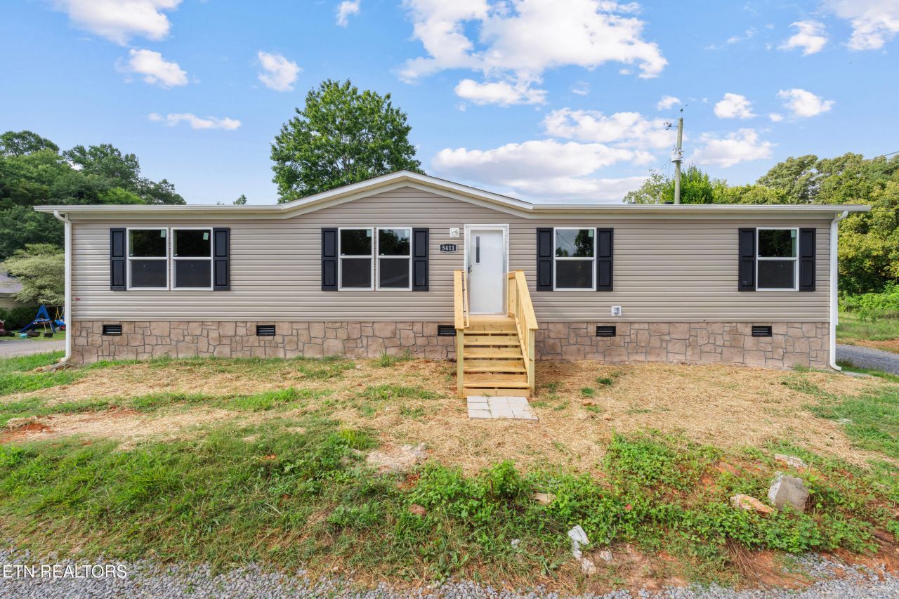 5411 Bland Lane, Knoxville, TN 37920 Main Photo