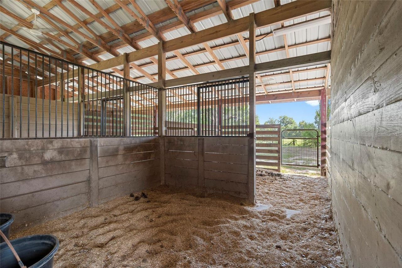 20530 SW 5th Place, Dunnellon, FL 34431 Photo