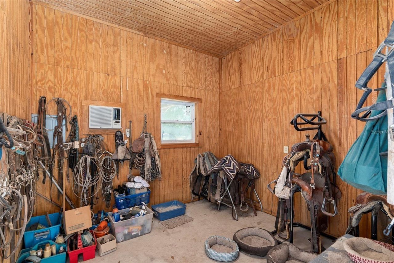 20530 SW 5th Place, Dunnellon, FL 34431 Photo