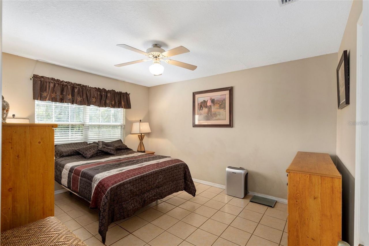 20530 SW 5th Place, Dunnellon, FL 34431 Photo