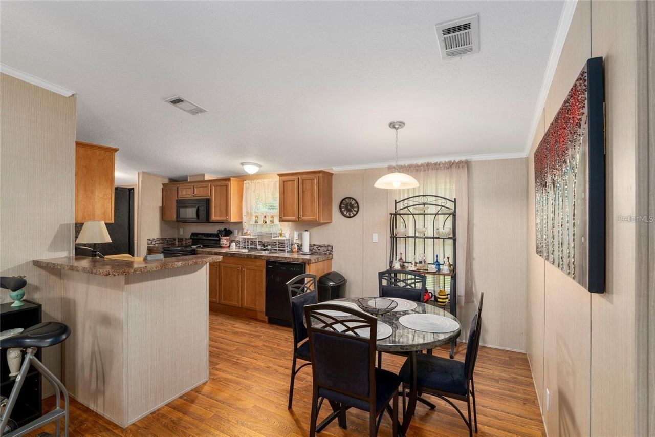 20530 SW 5th Place, Dunnellon, FL 34431 Photo