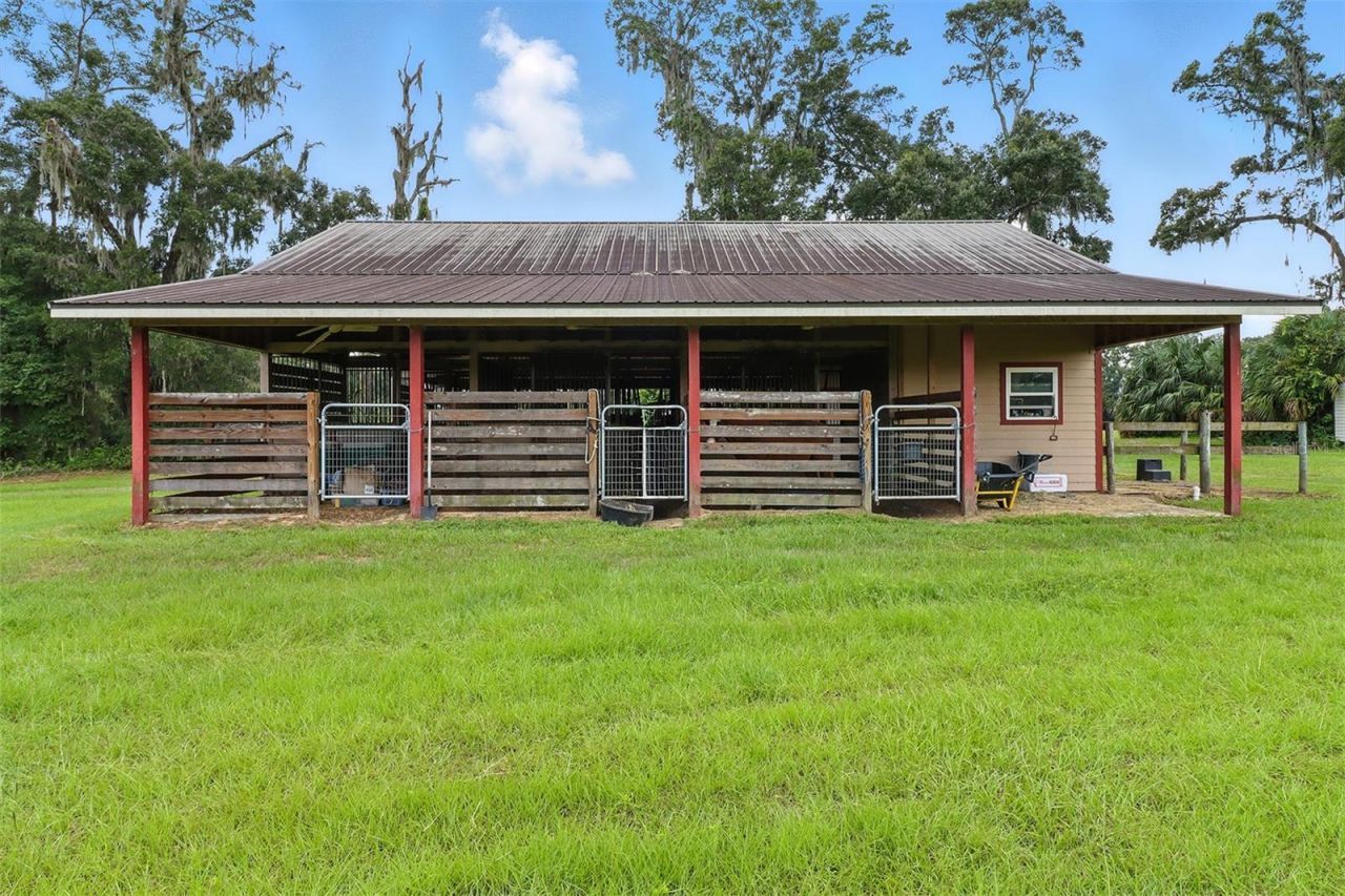 20530 SW 5th Place, Dunnellon, FL 34431 Photo