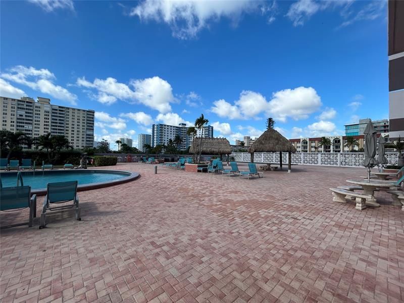 405 N Ocean Bl, Unit 527, Pompano Beach, FL 33062 Photo