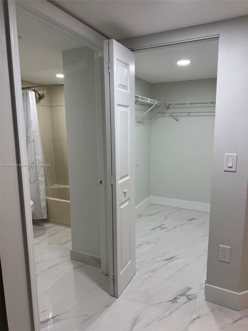 Please Call For Address, Unit 103, Pembroke Pines, FL 33024 Photo