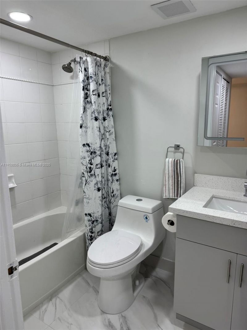 Please Call For Address, Unit 103, Pembroke Pines, FL 33024 Photo