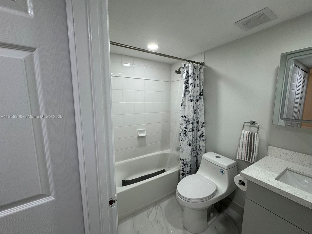 Please Call For Address, Unit 103, Pembroke Pines, FL 33024 Photo