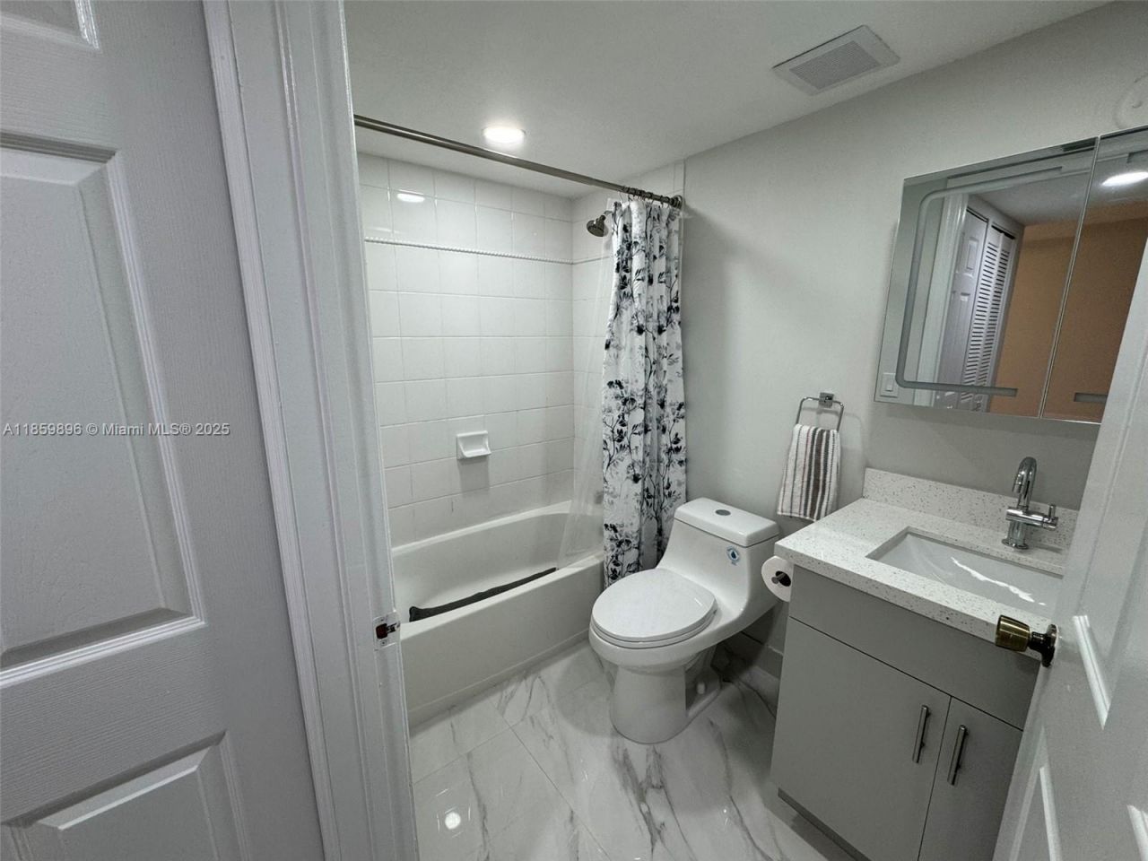 Please Call For Address, Unit 103, Pembroke Pines, FL 33024 Photo