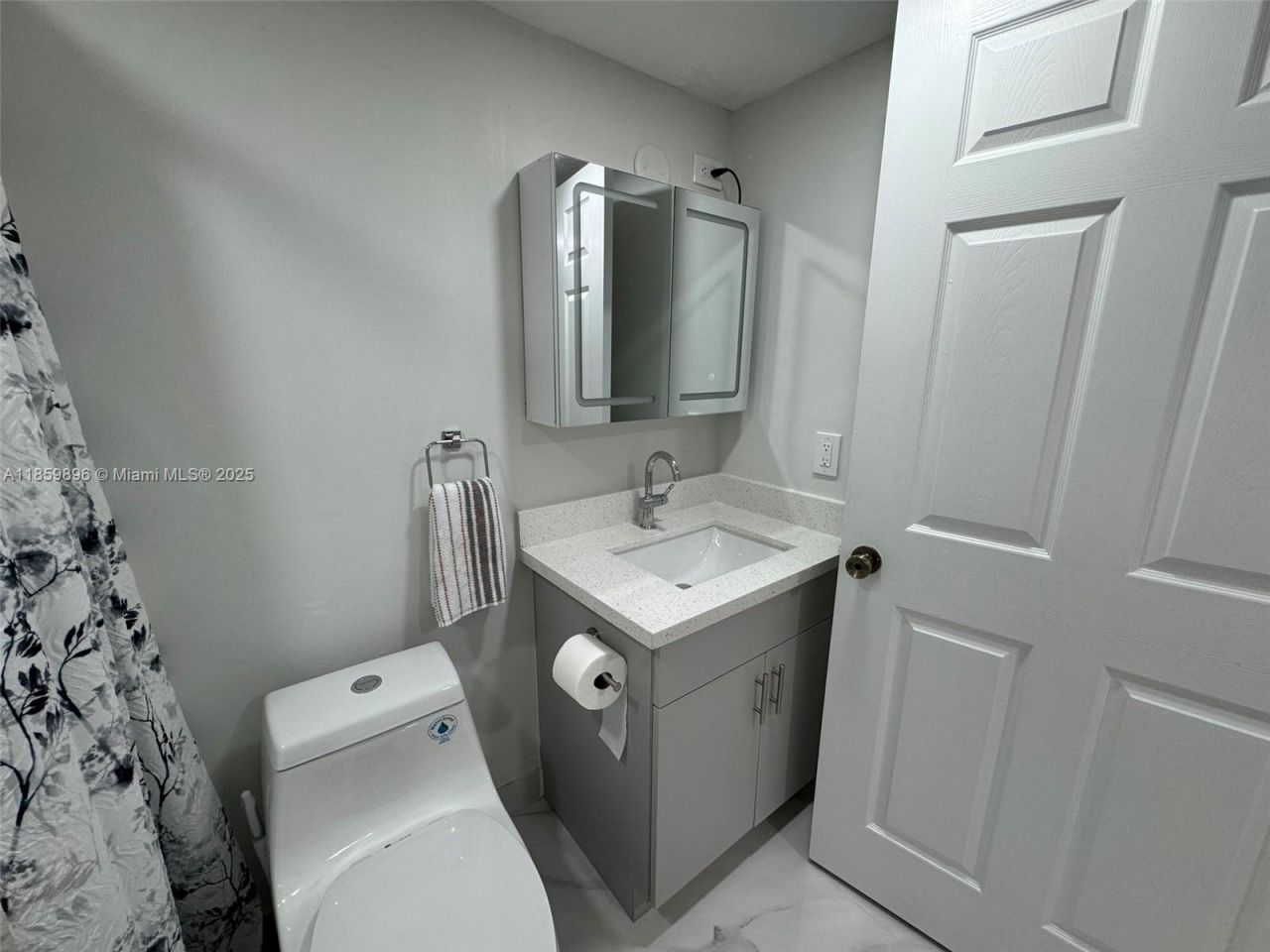 Please Call For Address, Unit 103, Pembroke Pines, FL 33024 Photo