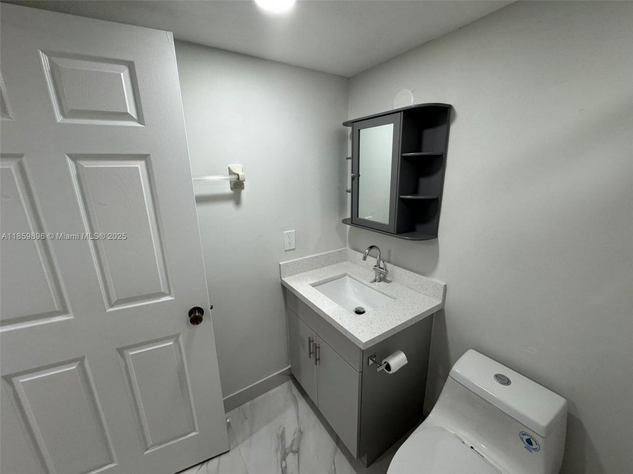 Please Call For Address, Unit 103, Pembroke Pines, FL 33024 Photo