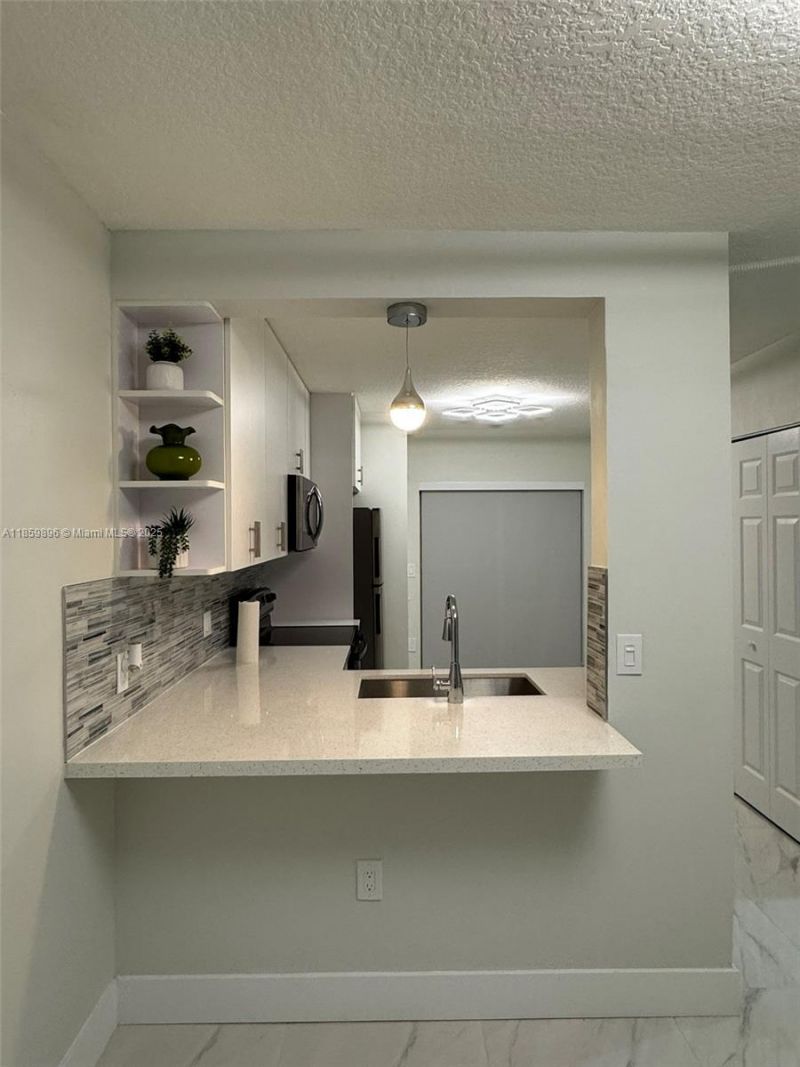 Please Call For Address, Unit 103, Pembroke Pines, FL 33024 Photo