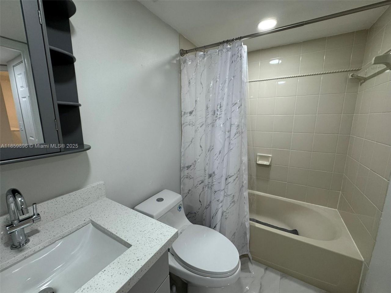 Please Call For Address, Unit 103, Pembroke Pines, FL 33024 Photo