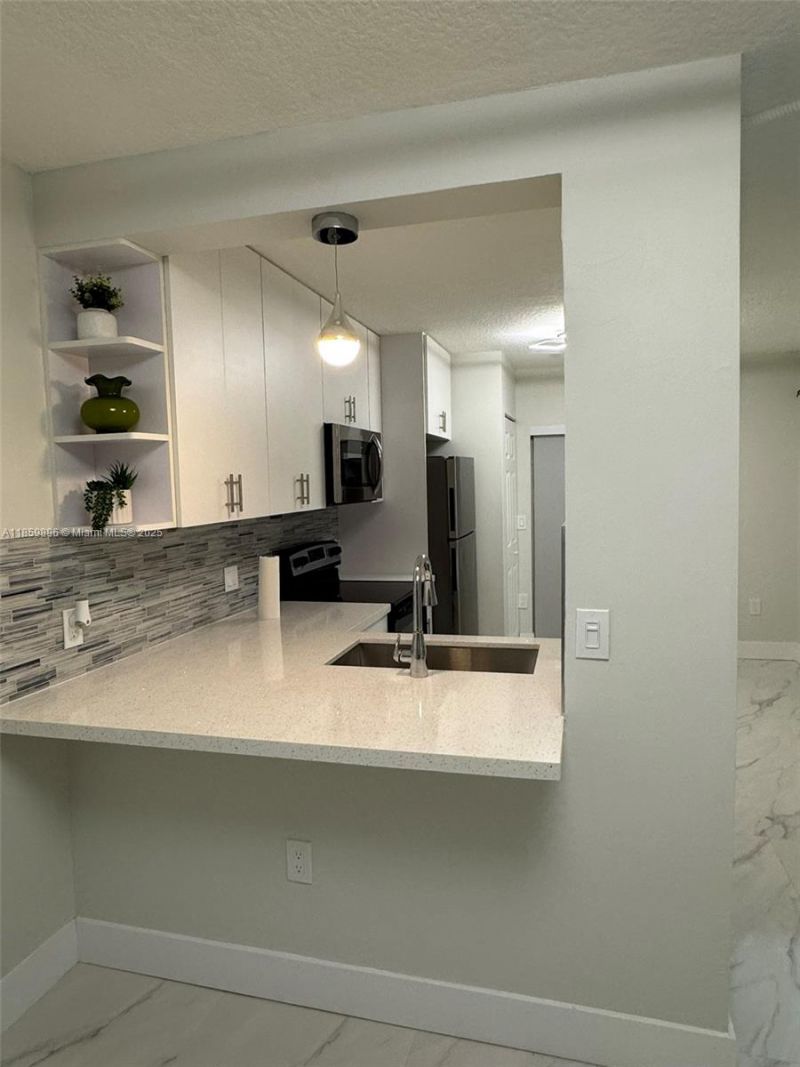 Please Call For Address, Unit 103, Pembroke Pines, FL 33024 Photo