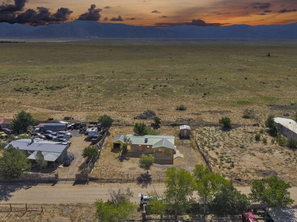 50 BRAZARO Avenue, Los Lunas, NM 87031