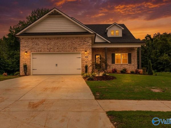 102 Ayers Spring Road, New Market, AL 35761