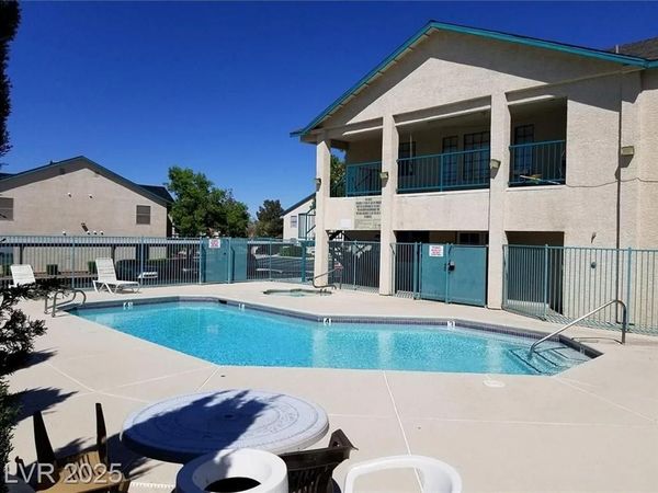 5221 Lindell Road, Unit 206, Las Vegas, NV 89118