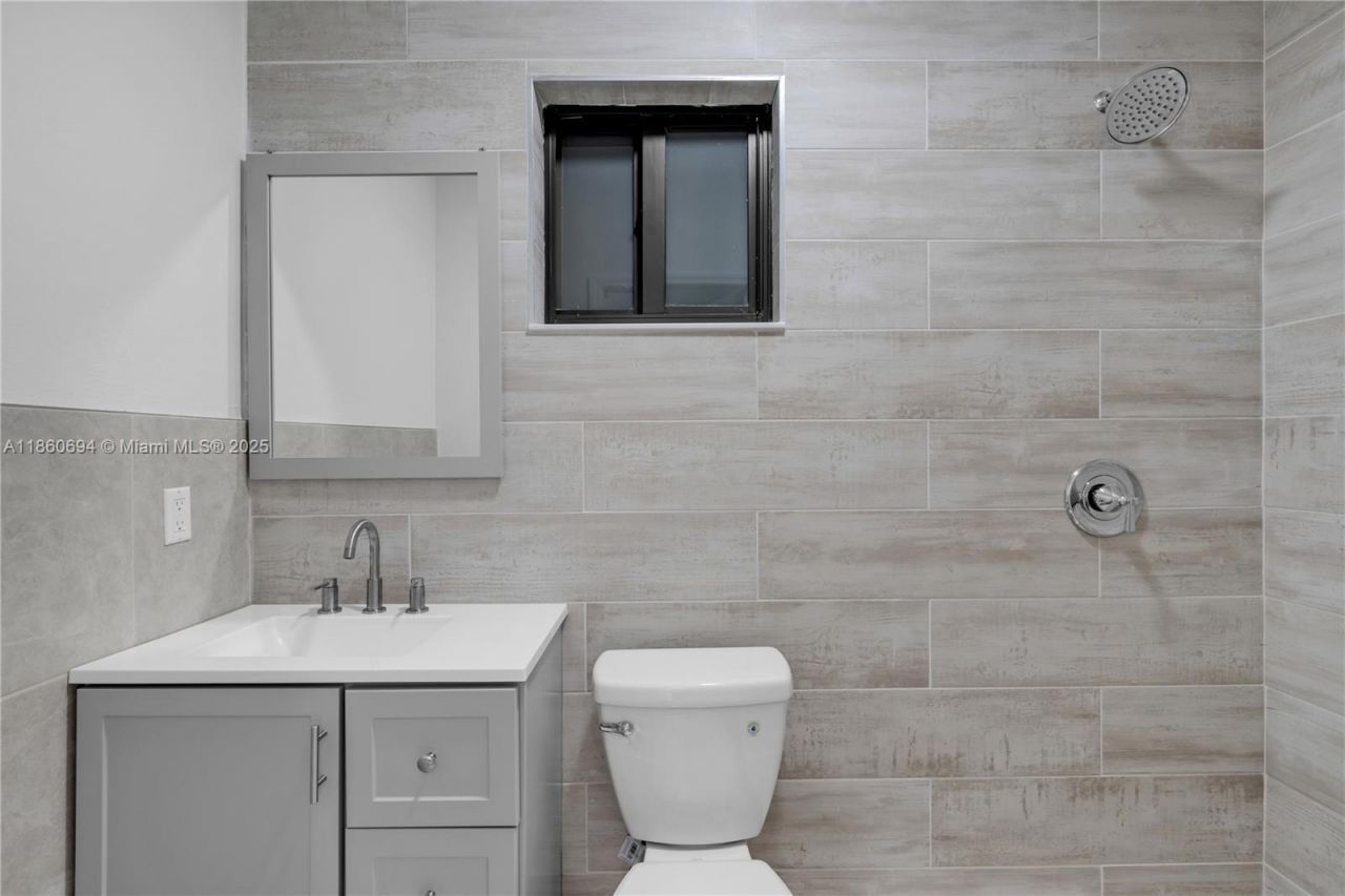 21320 SW 224th St, Miami, FL 33170 Photo