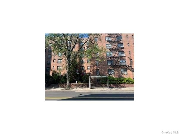 65-10 108TH STREET, Unit 3 M, Forest Hills, NY 11375