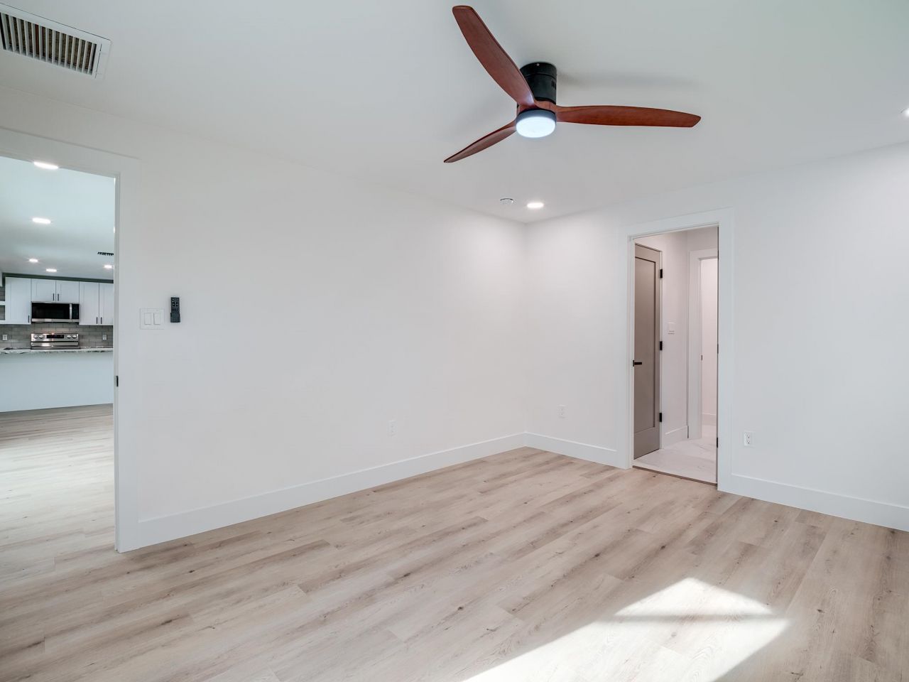 658 Donax St, Sanibel, FL 33957 Photo