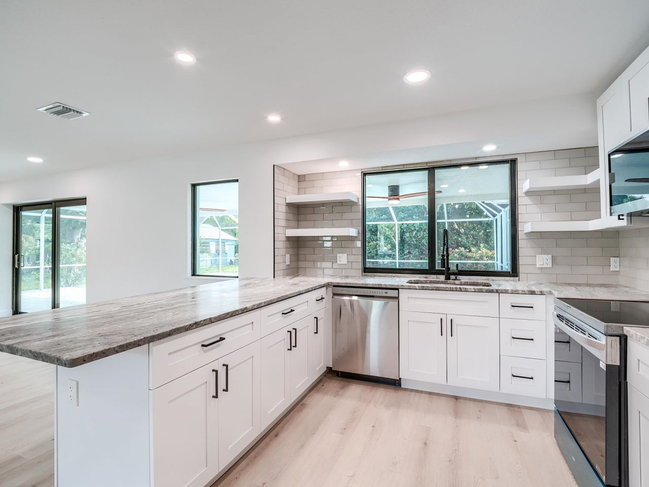 658 Donax St, Sanibel, FL 33957 Photo