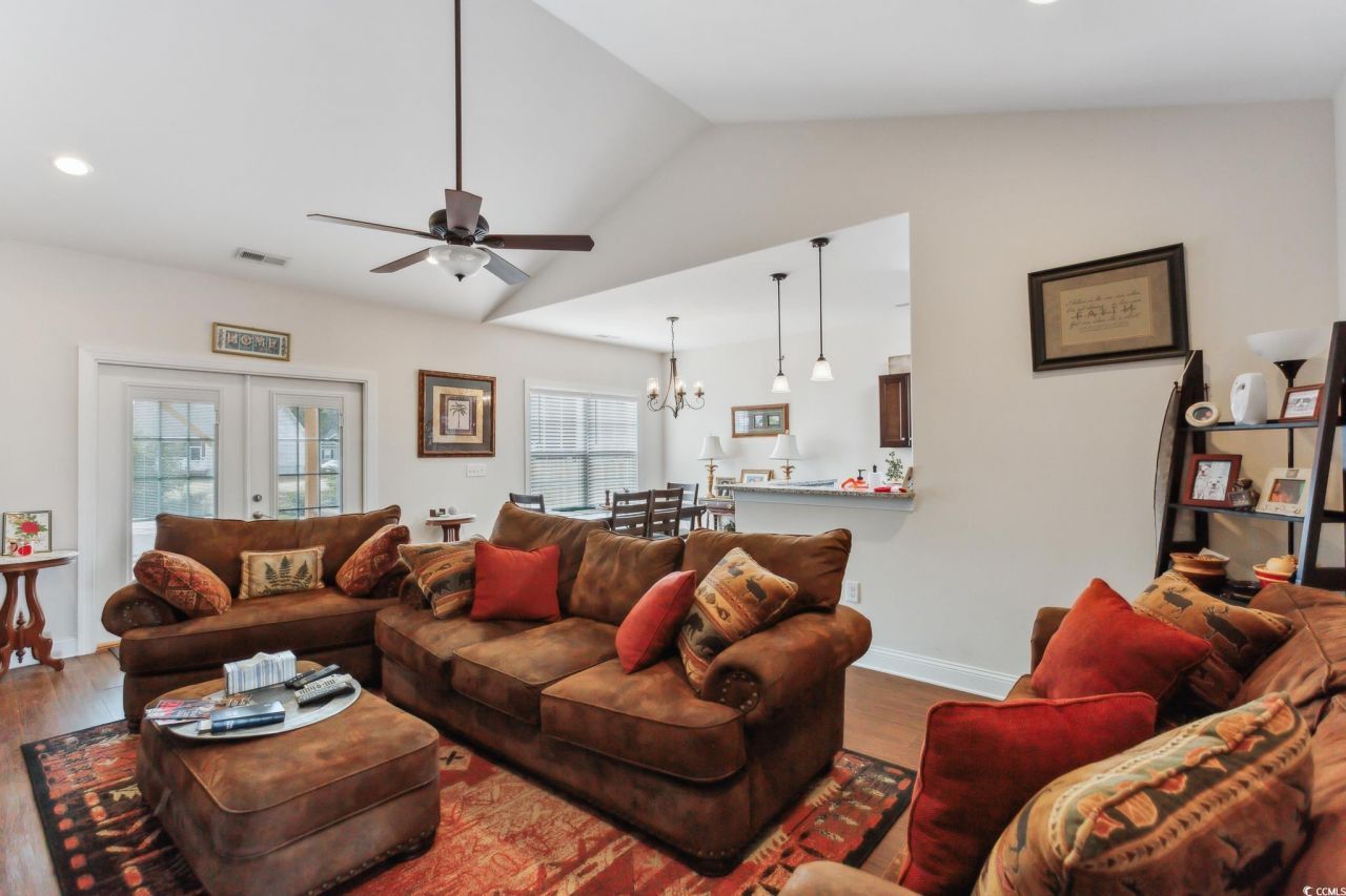 607 Garden Ave. Photo 8