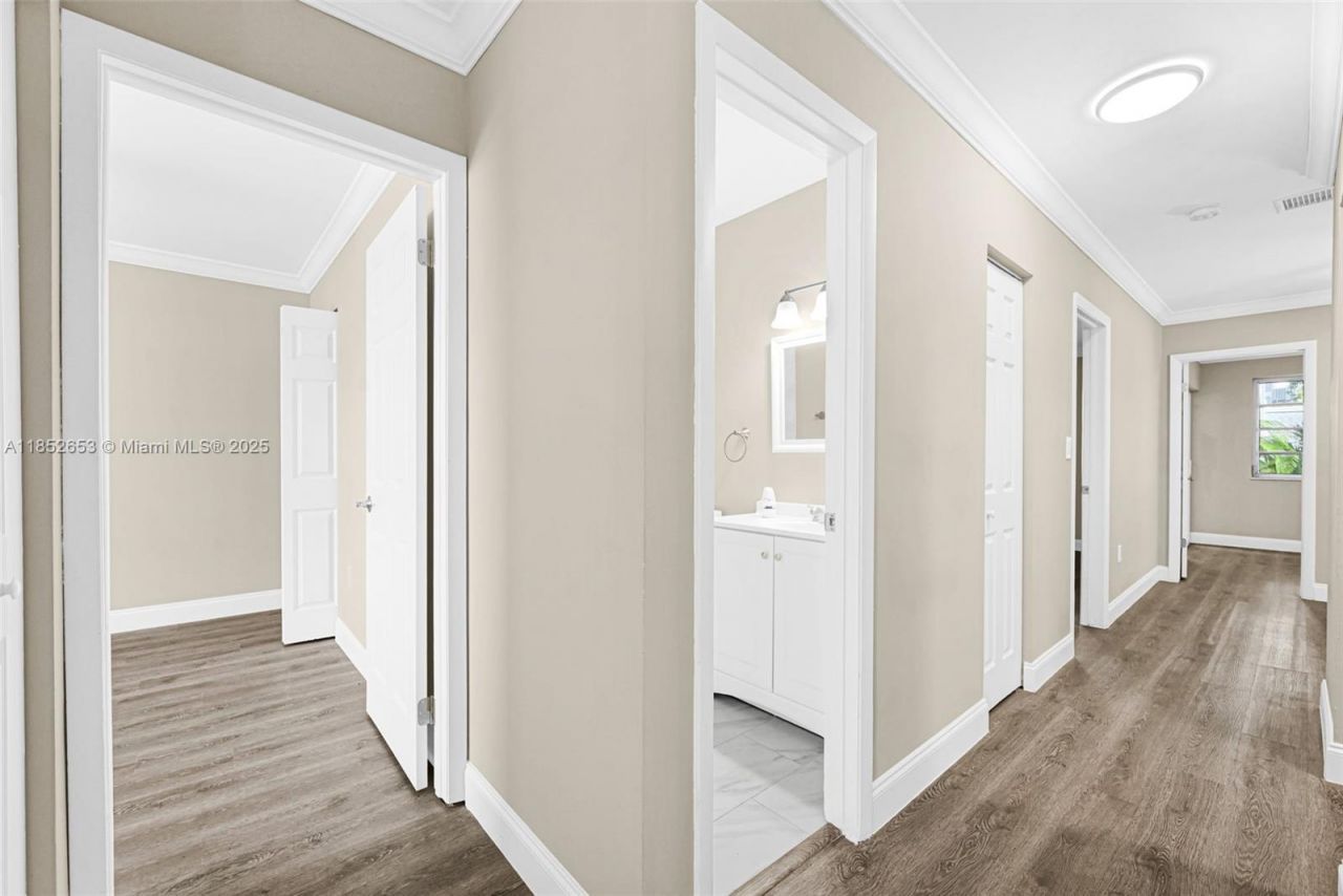 15655 SW 82nd Cir Ln, Unit 5-12, Miami, FL 33193 Photo