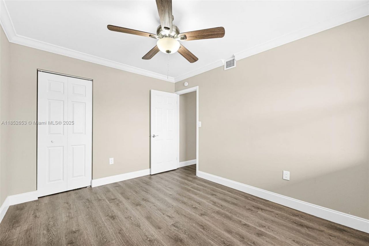 15655 SW 82nd Cir Ln, Unit 5-12, Miami, FL 33193 Photo