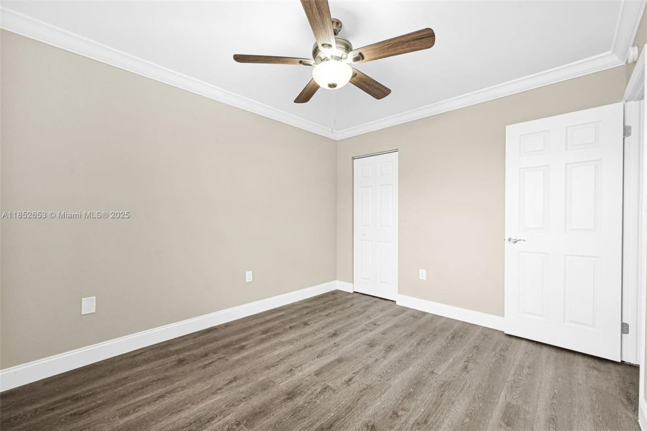 15655 SW 82nd Cir Ln, Unit 5-12, Miami, FL 33193 Photo