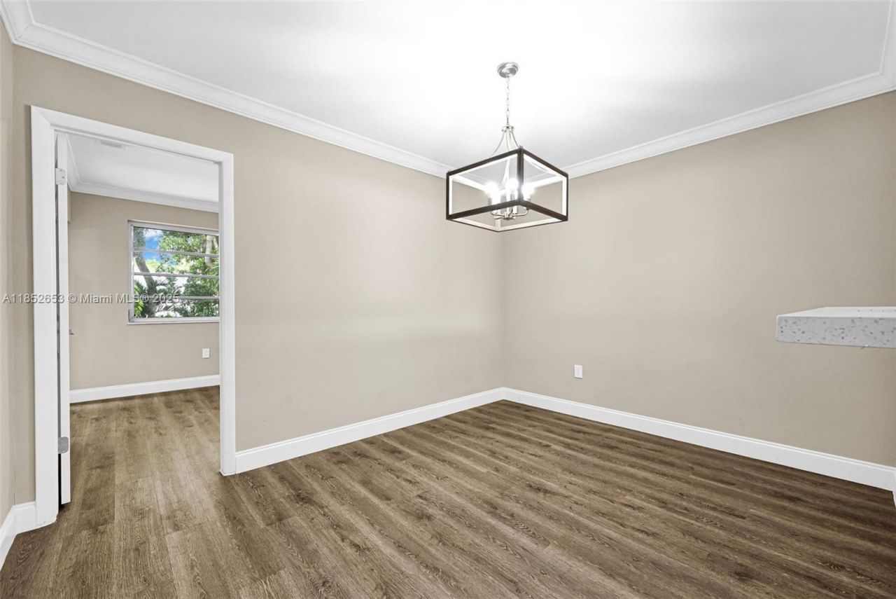 15655 SW 82nd Cir Ln, Unit 5-12, Miami, FL 33193 Photo