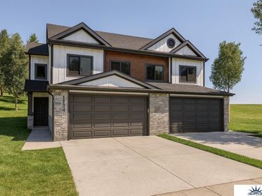 16404 Sumac Street, Bennington, NE 68007