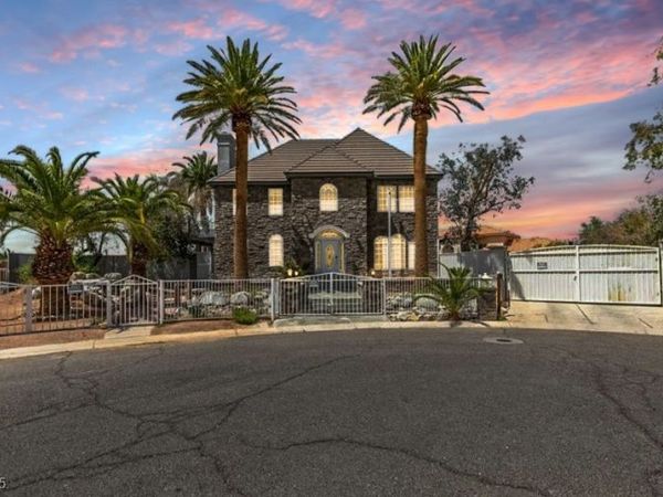 6520 Turtle Hill Road, Las Vegas, NV 89110