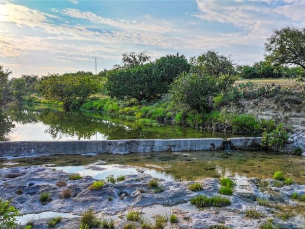 2562 County Road 2315, Lampasas, TX 76550