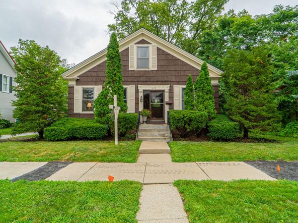 1025 Indiana Avenue, La Porte, IN 46350