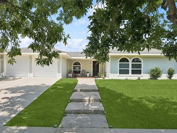 20531 OLD SPANISH Trail, New Orleans, LA 70129