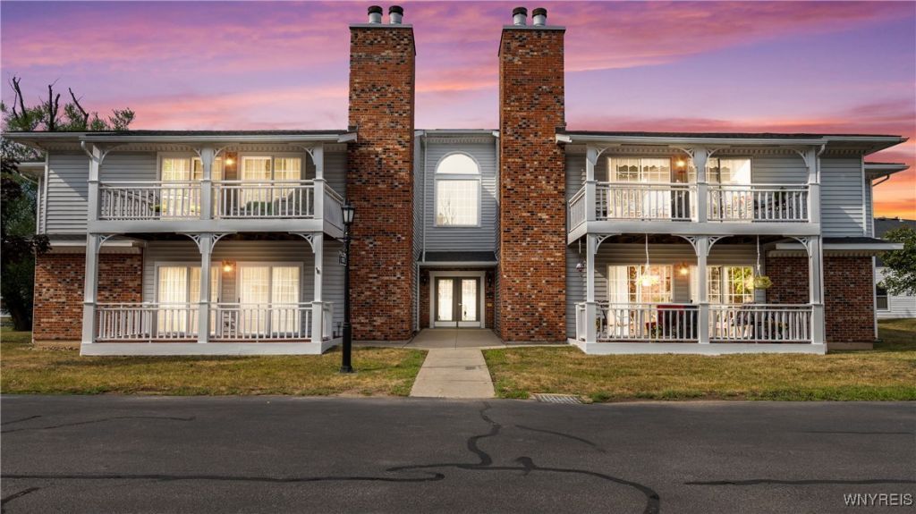 1175 Youngs Road, Unit E, Buffalo, NY 14221 Main Photo