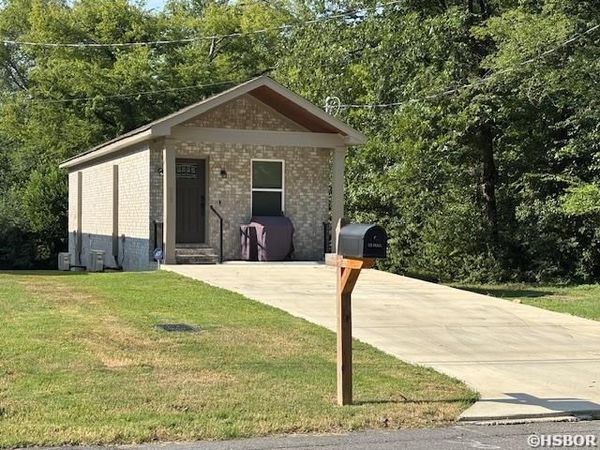 512 TRIVISTA LEFT Street, Hot Springs, AR 71901